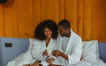 Are You Being Love-Bombed? Here Are the Signs To Look Out For