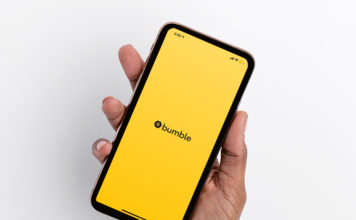 Listen Up: 9 Things You Must Have On Your Dating Profile