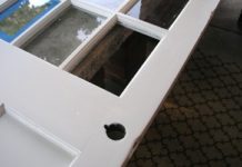 How to Replace a Pane of Glass in a Door