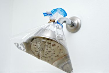 easy way to clean your showerhead