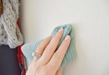 Homemade Cleaning Solution for Walls