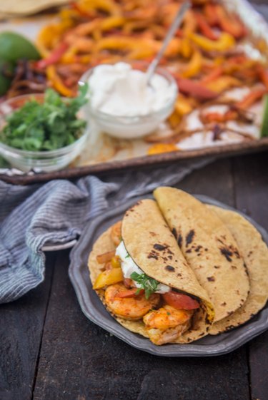 Easy Sheet Pan Shrimp Fajitas Recipe