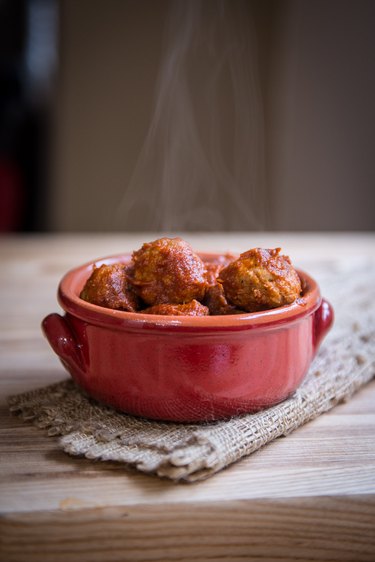 Light Sriracha Turkey Meatballs Recipe