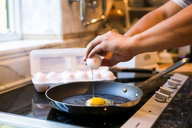 Cook 1-2 Eggland’s Best eggs