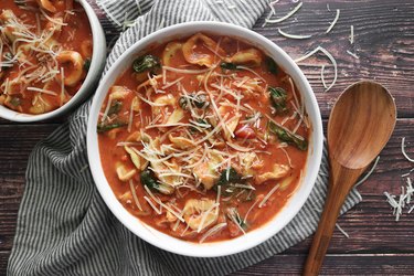 One-pot creamy tortellini soup