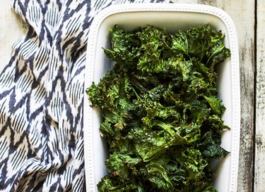 How to Bake Kale Chips