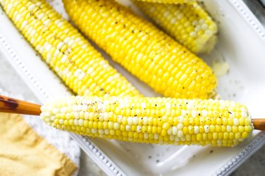 Easy Boiled Corn on the Cob