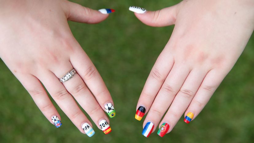 FIFA manicure