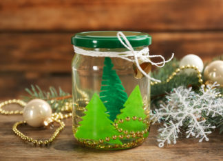 Winter Wonderland: 17 Fun and Creative Snow Globe Crafts for Kids