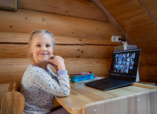 How to Host a Virtual Birthday Party for Kids: 11 Ideas for Parents