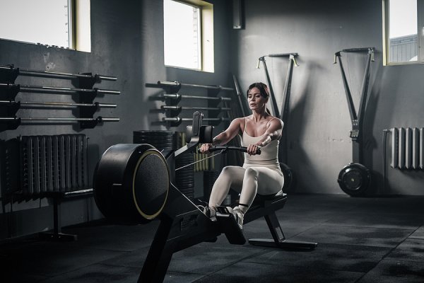 6 Rowing Machine Workouts for Weight Loss | Whether you're a beginner or an old time pro, these rowing workouts are low impact, allowing you to get a full-body workout without risk of injury or wear and tear on your muscles and joints. You can do these at the gym or at home as a standalone workout, or you can add them before and after a run, bike ride, strength training, or CrossFit sesh for a little extra HIIT and cardio!