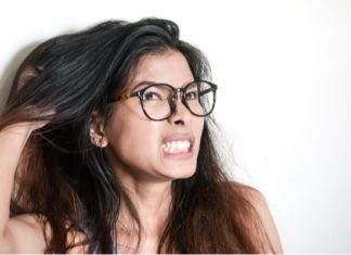 13 Prevention Tips and Home Remedies for Dandruff